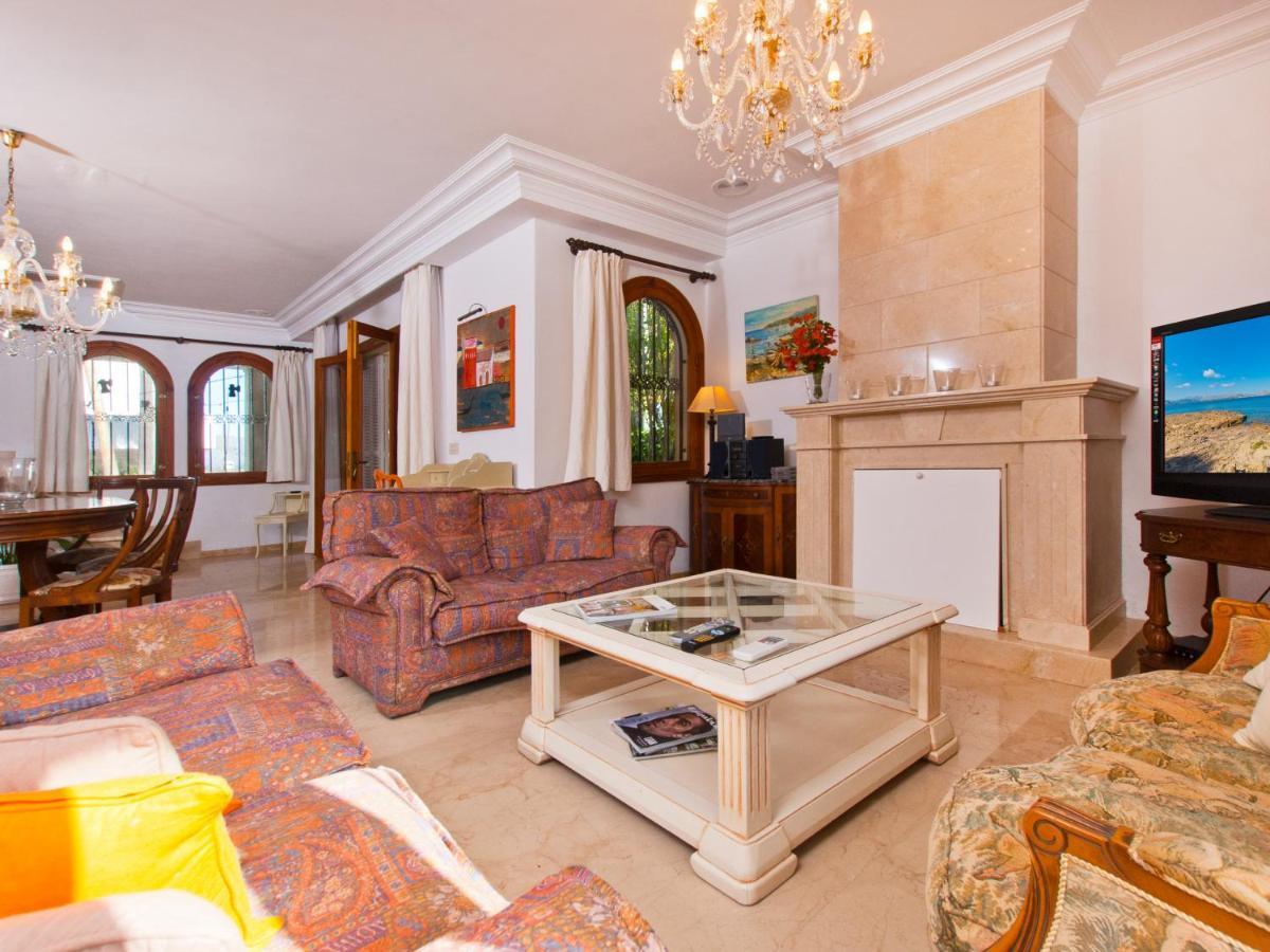 Villa Tita De Manresa, Con Jardines Y Vista Mar Alcudia  Luaran gambar