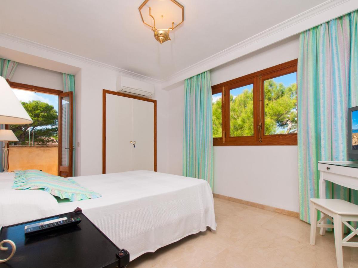 Villa Tita De Manresa, Con Jardines Y Vista Mar Alcudia  Luaran gambar